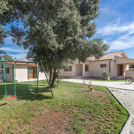 Two-bedroom In Betiga *